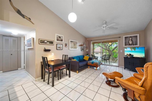 401 SE 10th St B205, Dania Beach, FL 33004