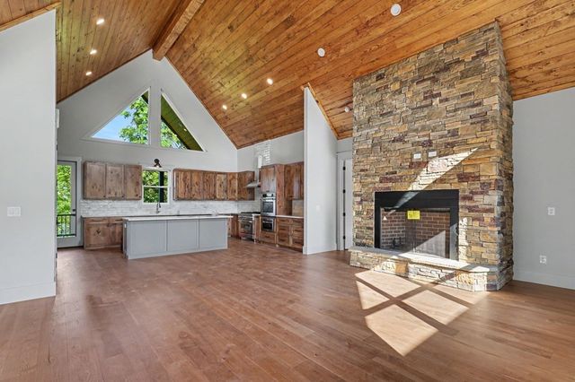 383 Rustic Barn Trail, Morganton, GA 30560