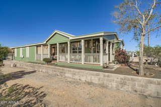 324 S Cactus Road, Apache Junction, AZ 85119