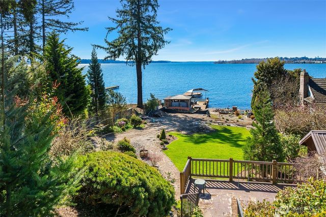 7615 NE Champagne Point Place, Kirkland, WA 98034