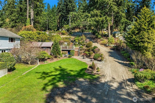 7615 NE Champagne Point Place, Kirkland, WA 98034