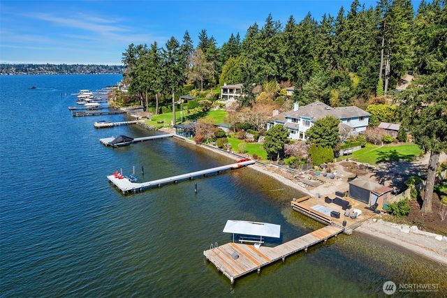 7615 NE Champagne Point Place, Kirkland, WA 98034
