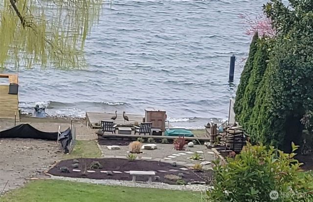 7615 NE Champagne Point Place, Kirkland, WA 98034