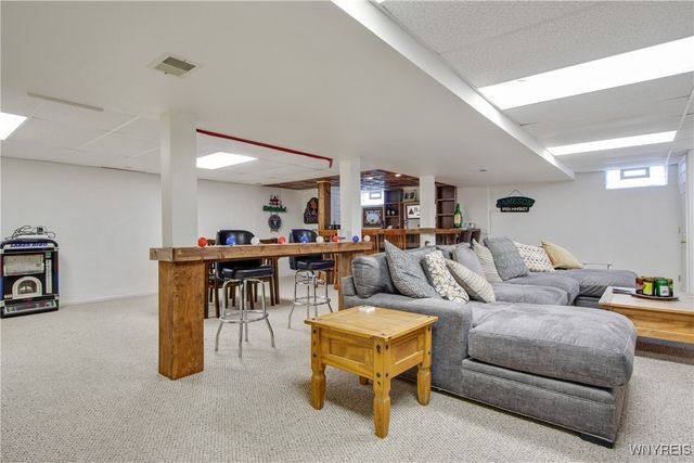 95 Wood Acres Drive, Amherst, NY 14051