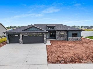 372 BATTERY AVENUE, De Pere, WI 54115