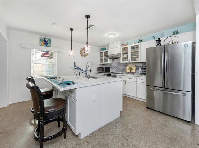 2025 TEMPLE TERRACE, Clearwater, FL 33764