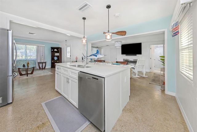 2025 TEMPLE TERRACE, Clearwater, FL 33764