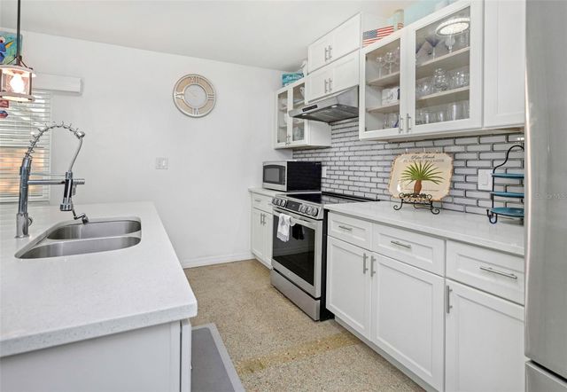 2025 TEMPLE TERRACE, Clearwater, FL 33764