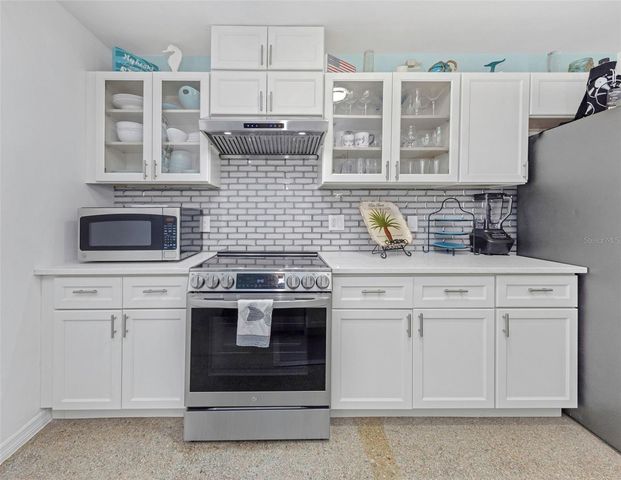 2025 TEMPLE TERRACE, Clearwater, FL 33764