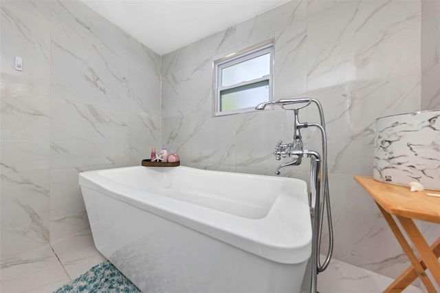 2025 TEMPLE TERRACE, Clearwater, FL 33764