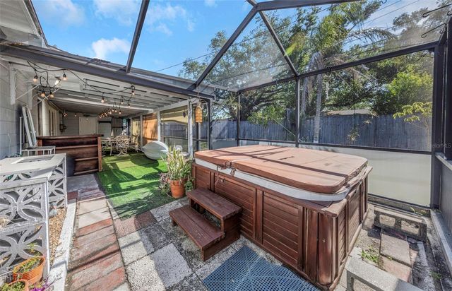 2025 TEMPLE TERRACE, Clearwater, FL 33764