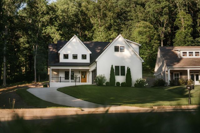 2525 Parkside Place NE, Cleveland, TN 37311