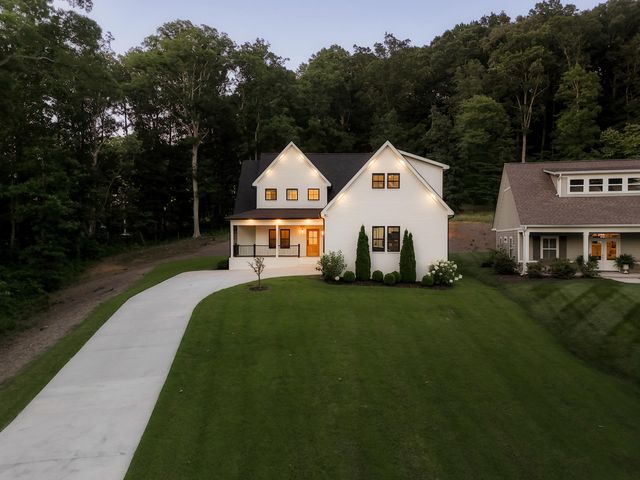 2525 Parkside Place NE, Cleveland, TN 37311