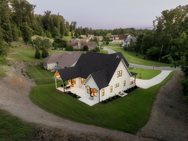 2525 Parkside Place NE, Cleveland, TN 37311