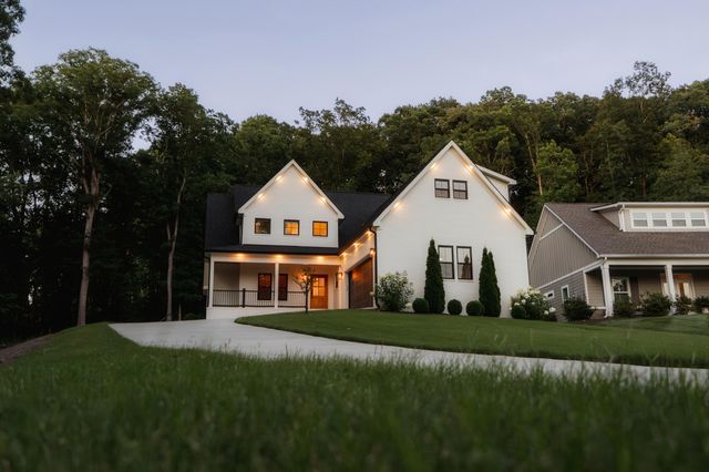 2525 Parkside Place NE, Cleveland, TN 37311