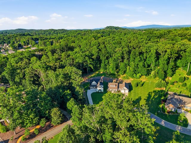 2525 Parkside Place NE, Cleveland, TN 37311