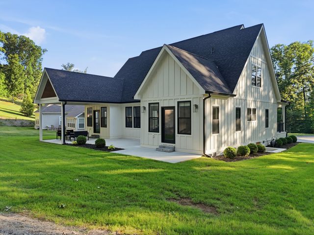 2525 Parkside Place NE, Cleveland, TN 37311