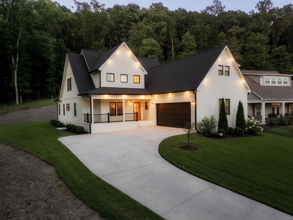 2525 Parkside Place NE, Cleveland, TN 37311