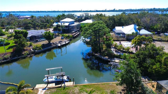 1221 BAYSHORE DRIVE, Englewood, FL 34223