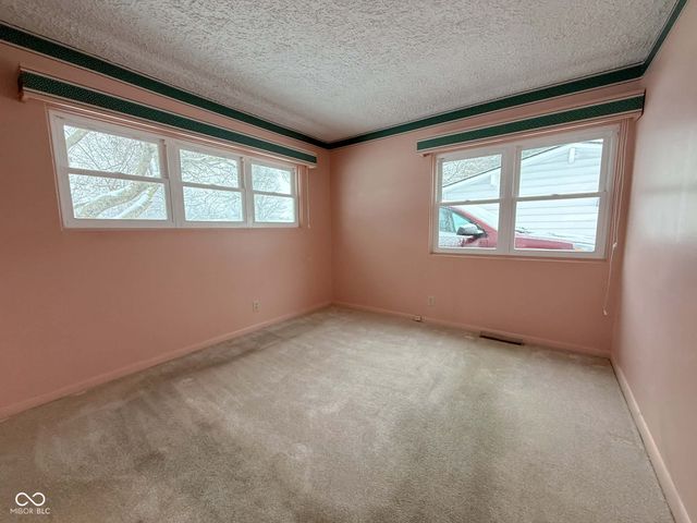 3076 Davis Drive, Indianapolis, IN 46221