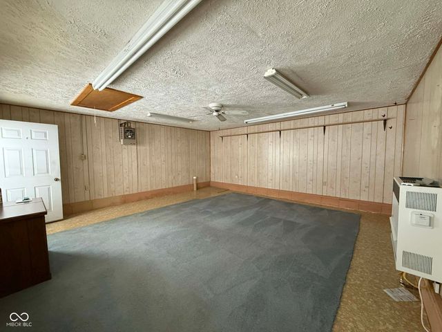 3076 Davis Drive, Indianapolis, IN 46221