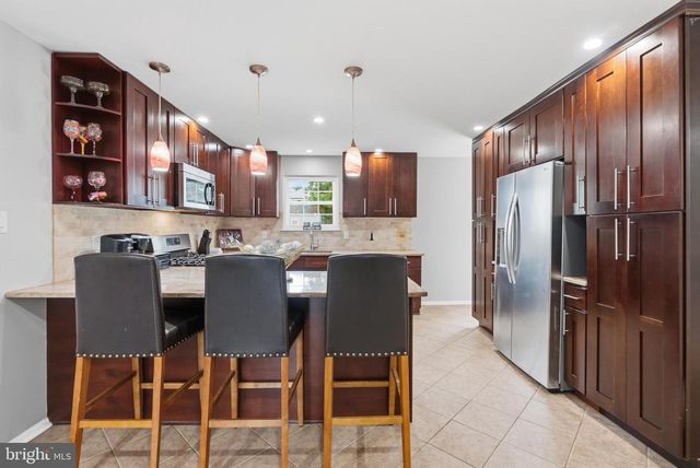 129 DESCHLER BLVD, Clayton, NJ 08312