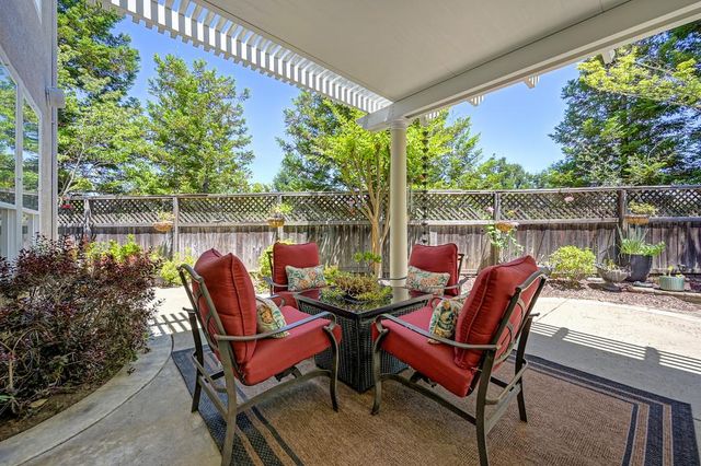9811 Beckenham Dr, Granite Bay, CA 95746