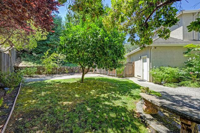 9811 Beckenham Dr, Granite Bay, CA 95746