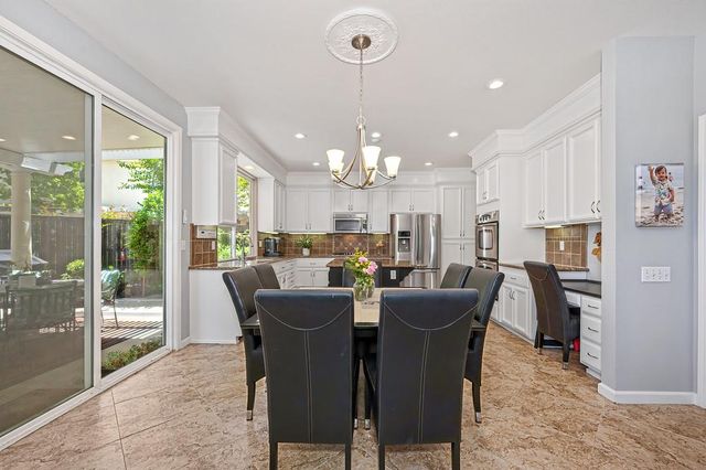 9811 Beckenham Dr, Granite Bay, CA 95746