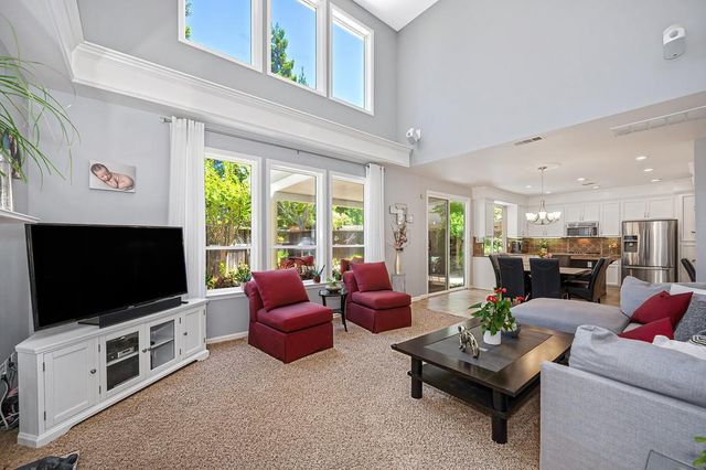 9811 Beckenham Dr, Granite Bay, CA 95746
