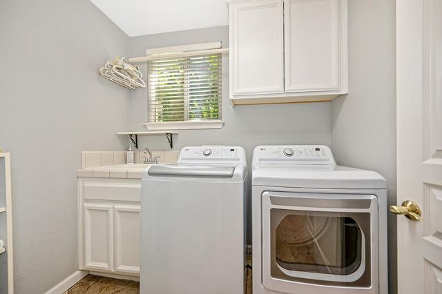 9811 Beckenham Dr, Granite Bay, CA 95746