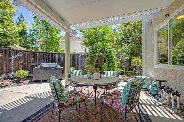 9811 Beckenham Dr, Granite Bay, CA 95746
