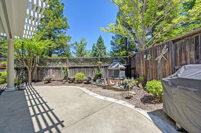 9811 Beckenham Dr, Granite Bay, CA 95746