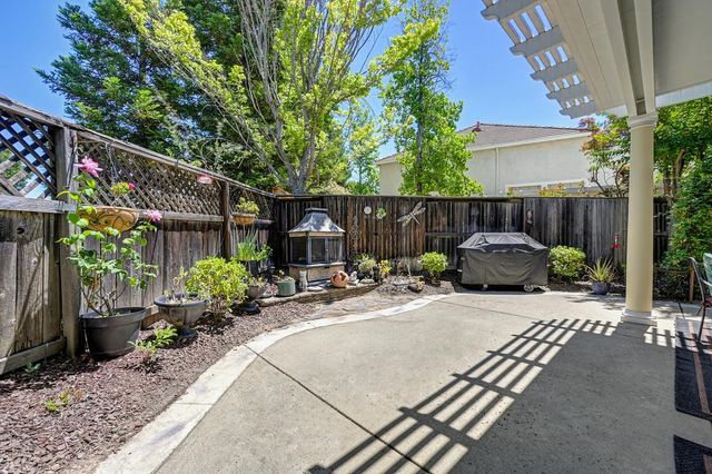 9811 Beckenham Dr, Granite Bay, CA 95746