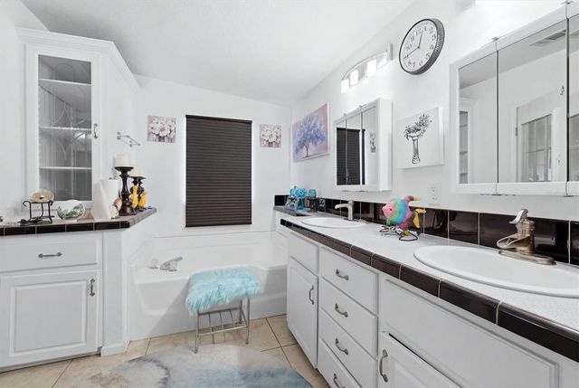 9158 PINEHAVEN WAY, Englewood, FL 34224