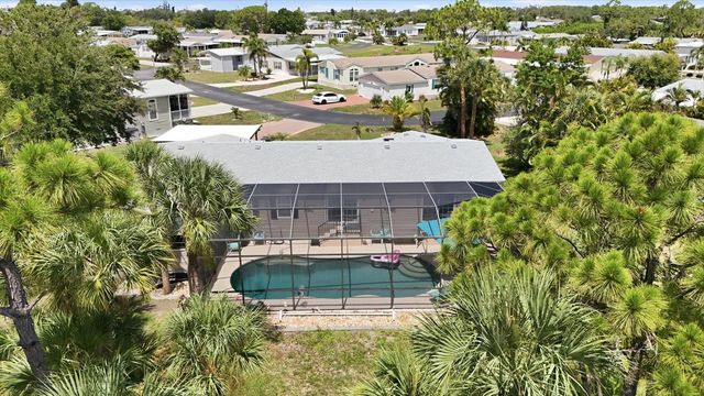 9158 PINEHAVEN WAY, Englewood, FL 34224