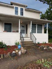 1108 S Grand Traverse Street, Flint, MI 48502