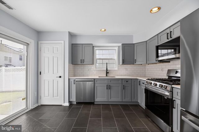 117 BUCKINGHAM WAY, Mount Laurel, NJ 08054