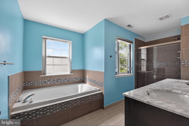 117 BUCKINGHAM WAY, Mount Laurel, NJ 08054