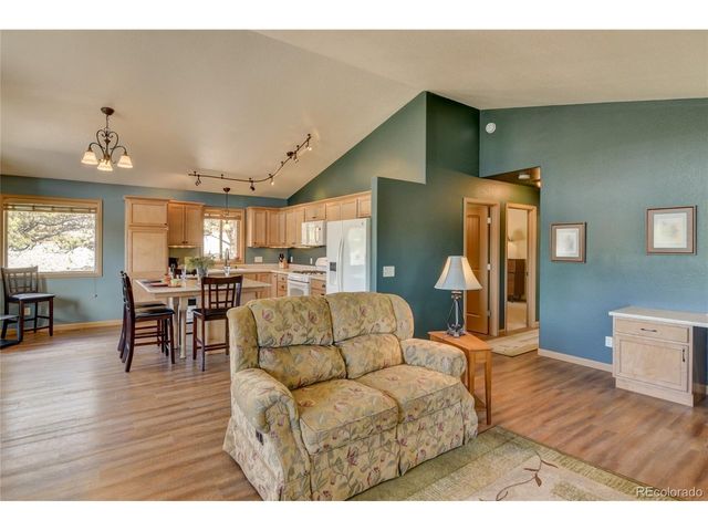 75 Whip Way, Hartsel, CO 80449