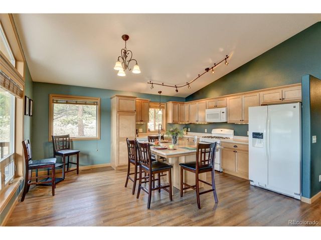 75 Whip Way, Hartsel, CO 80449