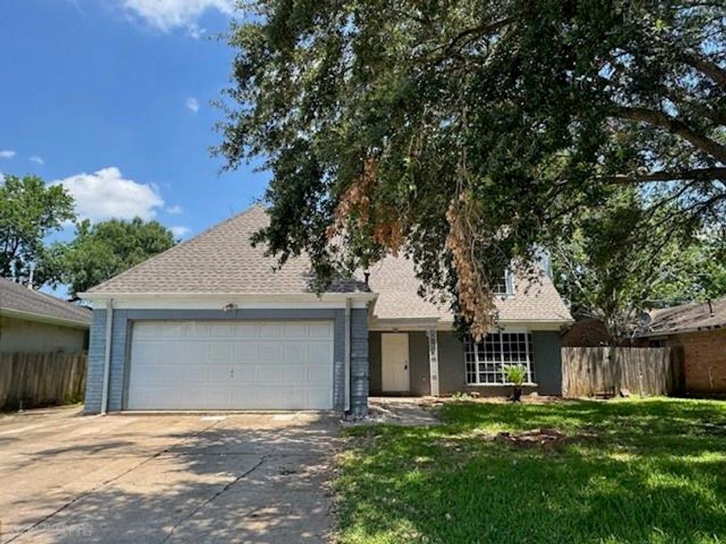 3131 Mosby Drive, Sugar Land, TX 77479