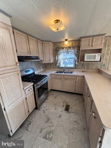 4543 MAGNOLIA AVE, Feasterville Trevose, PA 19053