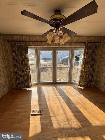 4543 MAGNOLIA AVE, Feasterville Trevose, PA 19053