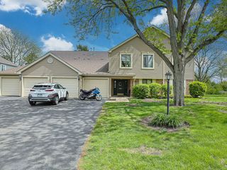 0N061 Coniston Court 605, Winfield, IL 60190