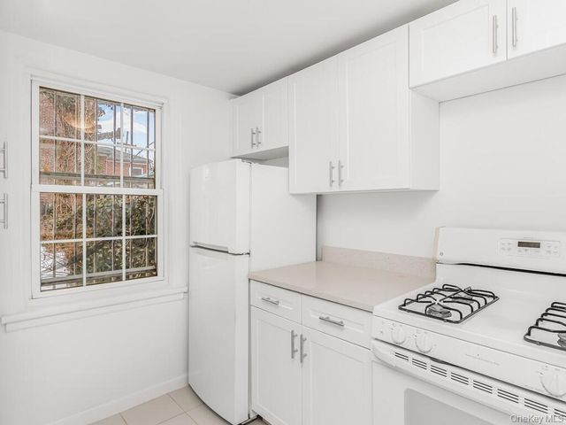 3302 Bronxwood Avenue, Bronx, NY 10469