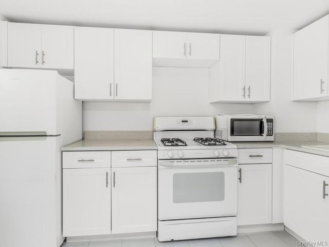 3302 Bronxwood Avenue, Bronx, NY 10469