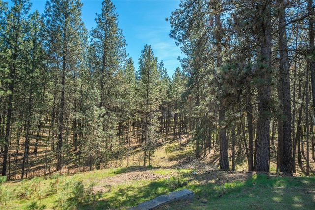 7175 S Cedar Rd, Spokane, WA 99224