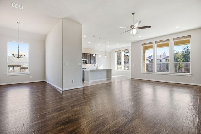 6711 Calabria DR, Round Rock, TX 78665