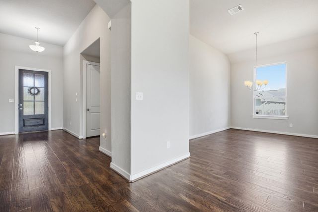 6711 Calabria DR, Round Rock, TX 78665